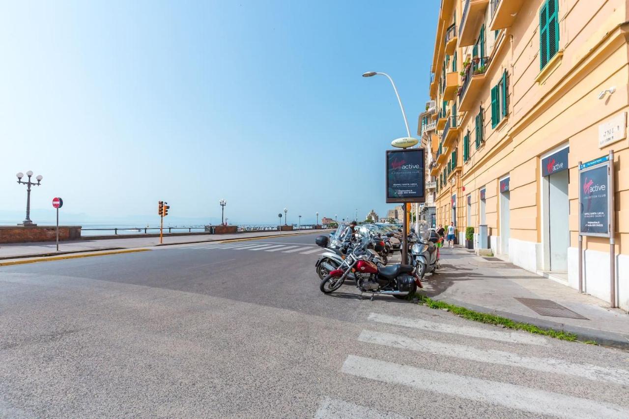 Santa Lucia Sea View Villa เนเปิลส์ ภายนอก รูปภาพ