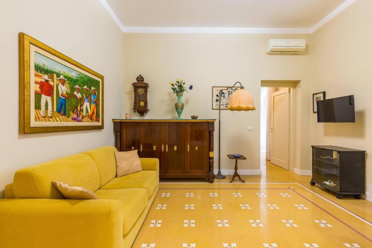 Santa Lucia Sea View Villa เนเปิลส์ ภายนอก รูปภาพ
